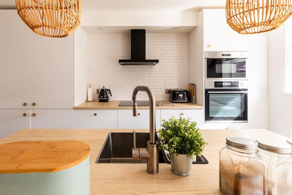Premium Central House W Parking - Walk Everywhere 바스 외부 사진